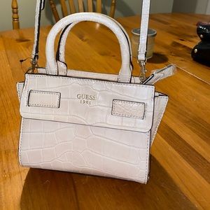 Guess bag